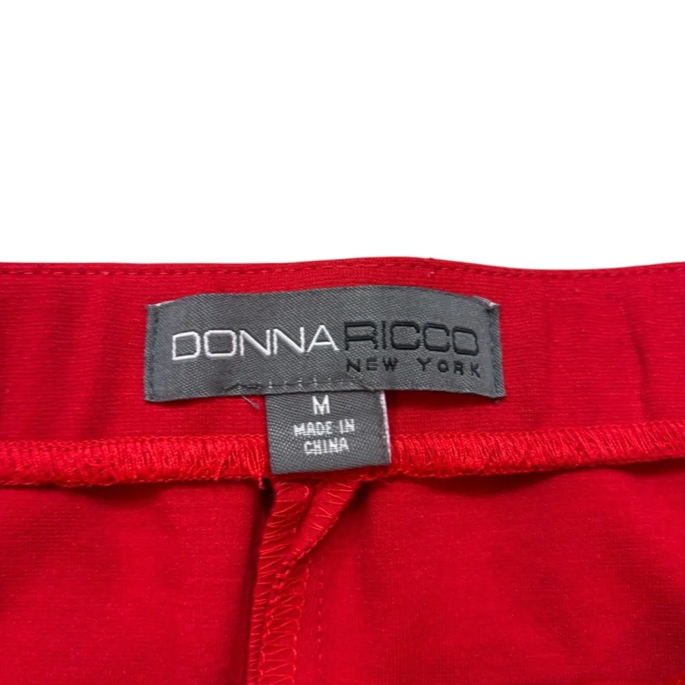 Ladies Donna Ricco Brand Red Mini Skirt Size‎ Medium